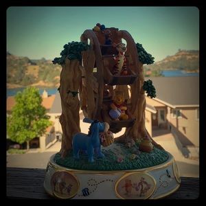 Winnie the Pooh honey day musical Ferris wheel